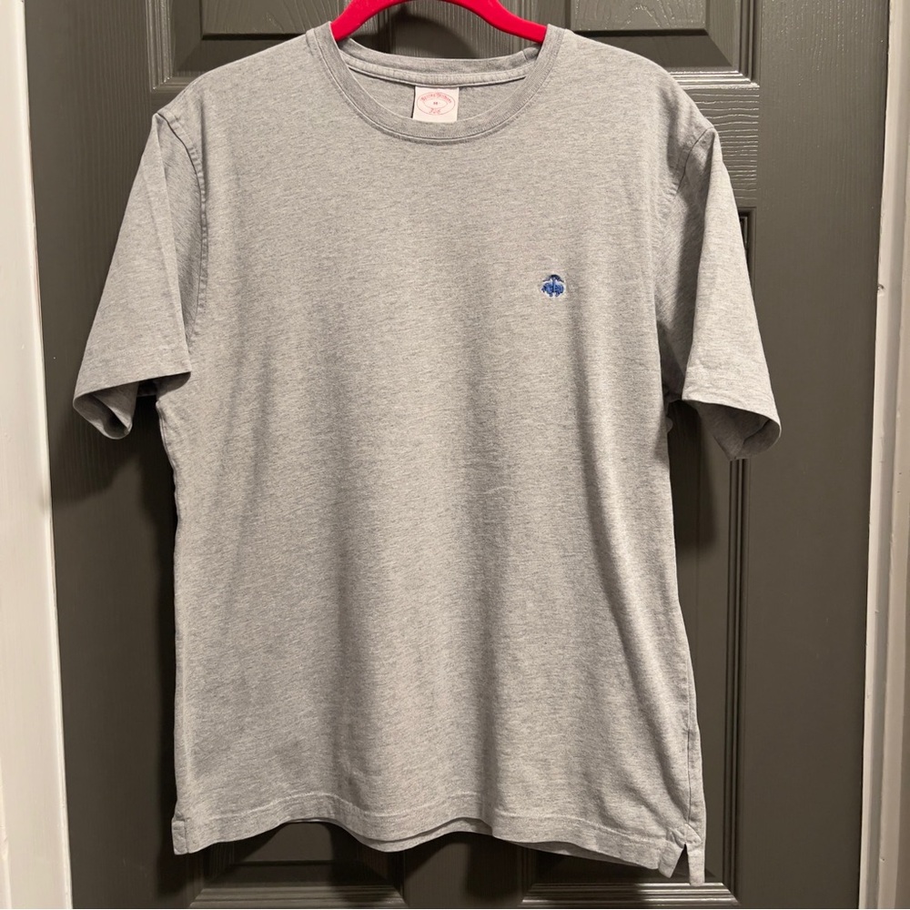 Brooks Brothers 346 Gray Tee with Blue Emblem